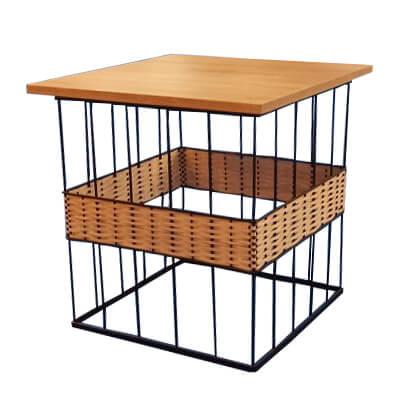 &Phi;&omega;&tau;&omicron;&gamma;&rho;&alpha;&phi;ί&alpha; &tau;&epsilon;&tau;&rho;ά&gamma;&omega;&nu;&omicron;&upsilon; &xi;ύ&lambda;&iota;&nu;&omicron;&upsilon; &tau;&rho;&alpha;&pi;&epsilon;&zeta;&iota;&omicron;ύ &mu;&epsilon; &mu;&pi;&alpha;&mu;&pi;&omicron;ύ &kappa;&alpha;&iota; &mu;&epsilon;&tau;&alpha;&lambda;&lambda;&iota;&kappa;ή &beta;ά&sigma;&eta; &sigma;&epsilon; &chi;&rho;ώ&mu;&alpha; &sigma;&kappa;&omicron;&upsilon;&rho;&iota;ά&sigmaf;, &mu;&epsilon; &kappa;&omega;&delta;&iota;&kappa;ό &Tau;&Rho;/22/5, &alpha;&pi;ό &tau;&eta; &beta;&iota;&omicron;&tau;&epsilon;&chi;&nu;ί&alpha; &alpha;&mu;&pi;&alpha;&zeta;&omicron;ύ&rho; &kappa;&alpha;&iota; &phi;&omega;&tau;&iota;&sigma;&tau;&iota;&kappa;ώ&nu; Gekas Luminoso.